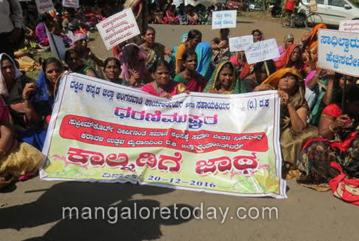 Anganwadi staff 